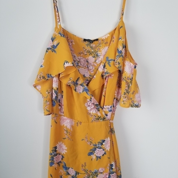 IRIS Yellow Floral Cold Shoulder Hi-Low Wrap Flowy Dress Flutter Sleeves M - Picture 14 of 16